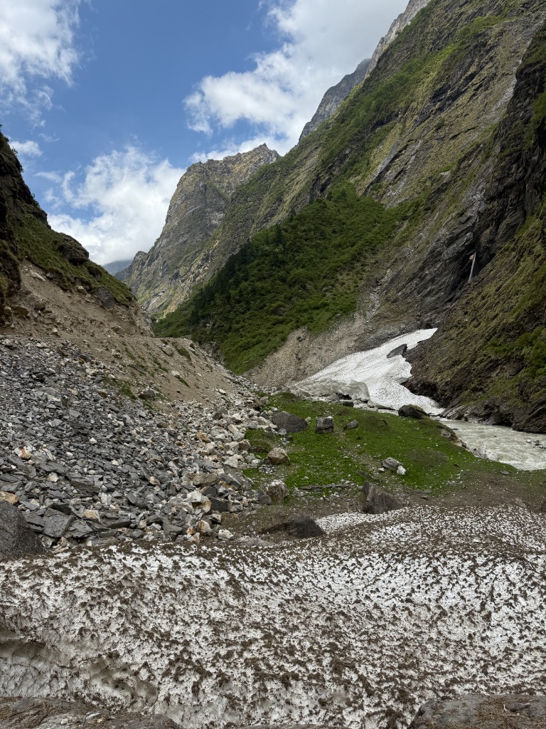 Stunning view of the glacial valley with river and snow patches in remote Kumaon