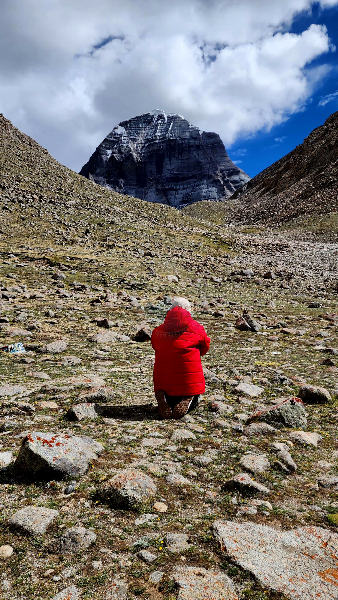 Pilgrims on spiritual journey at Kailash